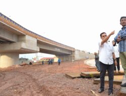 Rudi Tinjau Pekerjaan Akhir Proyek Flyover Sei Ladi