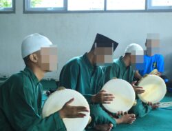 Pelatihan Hadroh di Sanggar Seni LPKA Batam: Anak Binaan Ditanamkan Semangat Islami