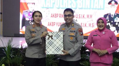 Pisah Sambut Kapolres Bintan dari AKBP Riky Iswoyo kepada AKBP Yunita Stevani