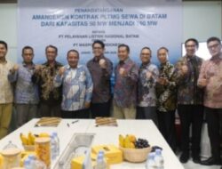 PT PLN Batam dan PT Maxpower Indonesia menandatangani amandemen kontrak Tenaga Mesin Gas