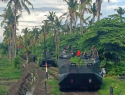 Serang Kekuatan Musuh, Ranpur Yonranratfib 2 Mar LVT-7 A1 Bermanuver Serbuan Mekanis